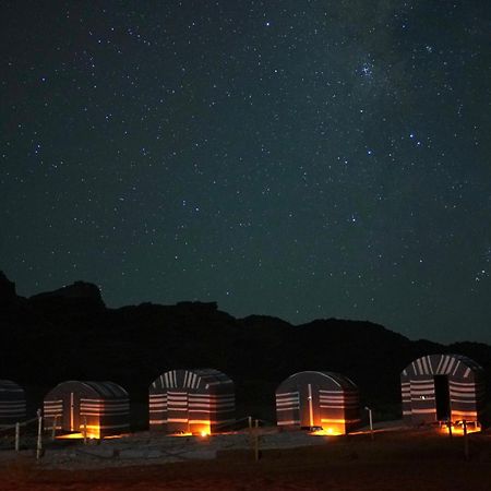 ホテル Oblivion Camp ワディ ・ラム エクステリア 写真